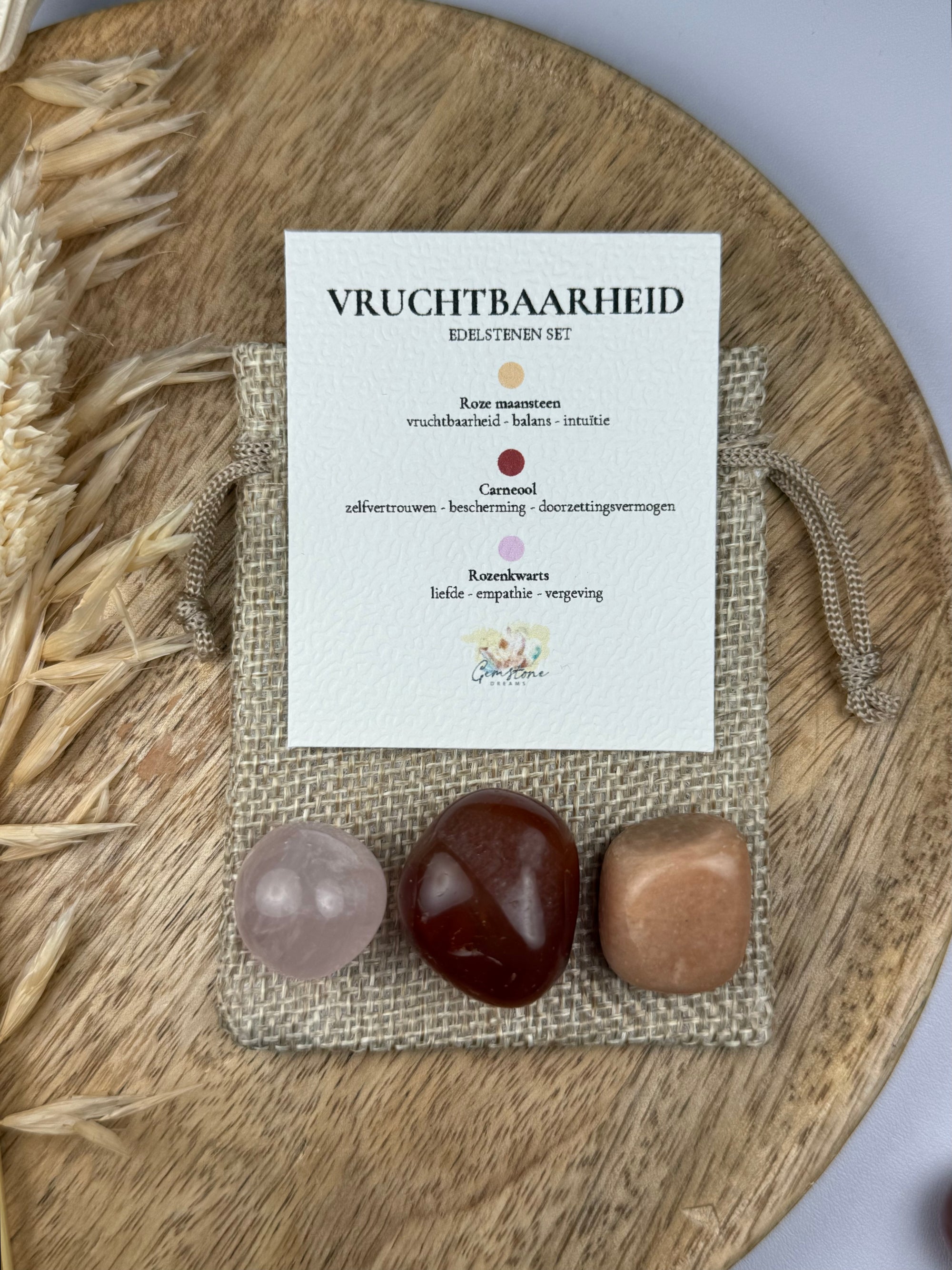 Fertility gemstone set