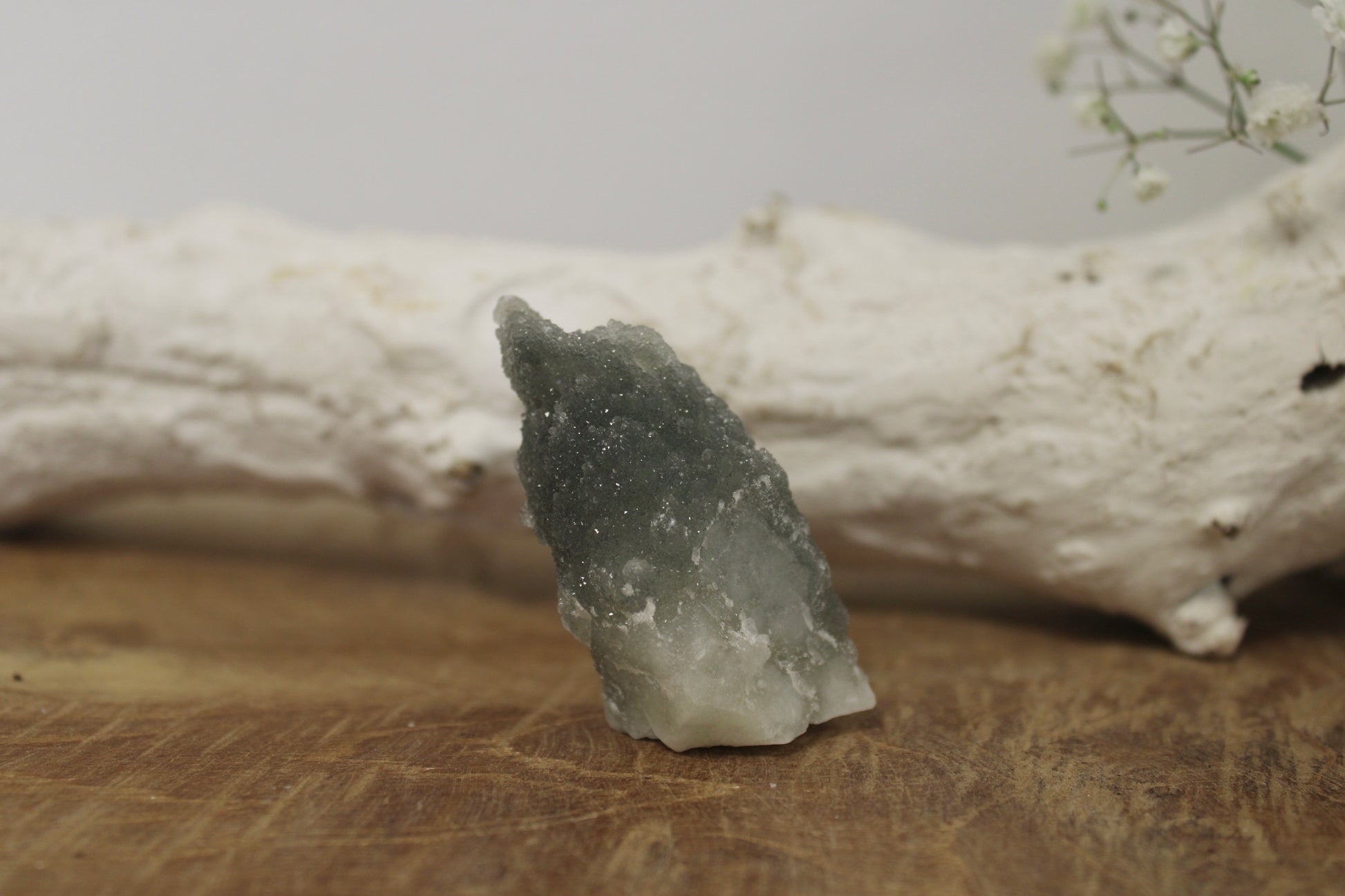 Regenboog amethist stalactiet groen - Gemstone Dreams