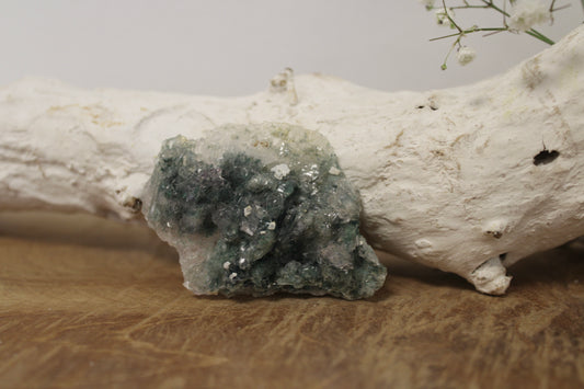 Flower amethyst cluster felgroen - Gemstone Dreams