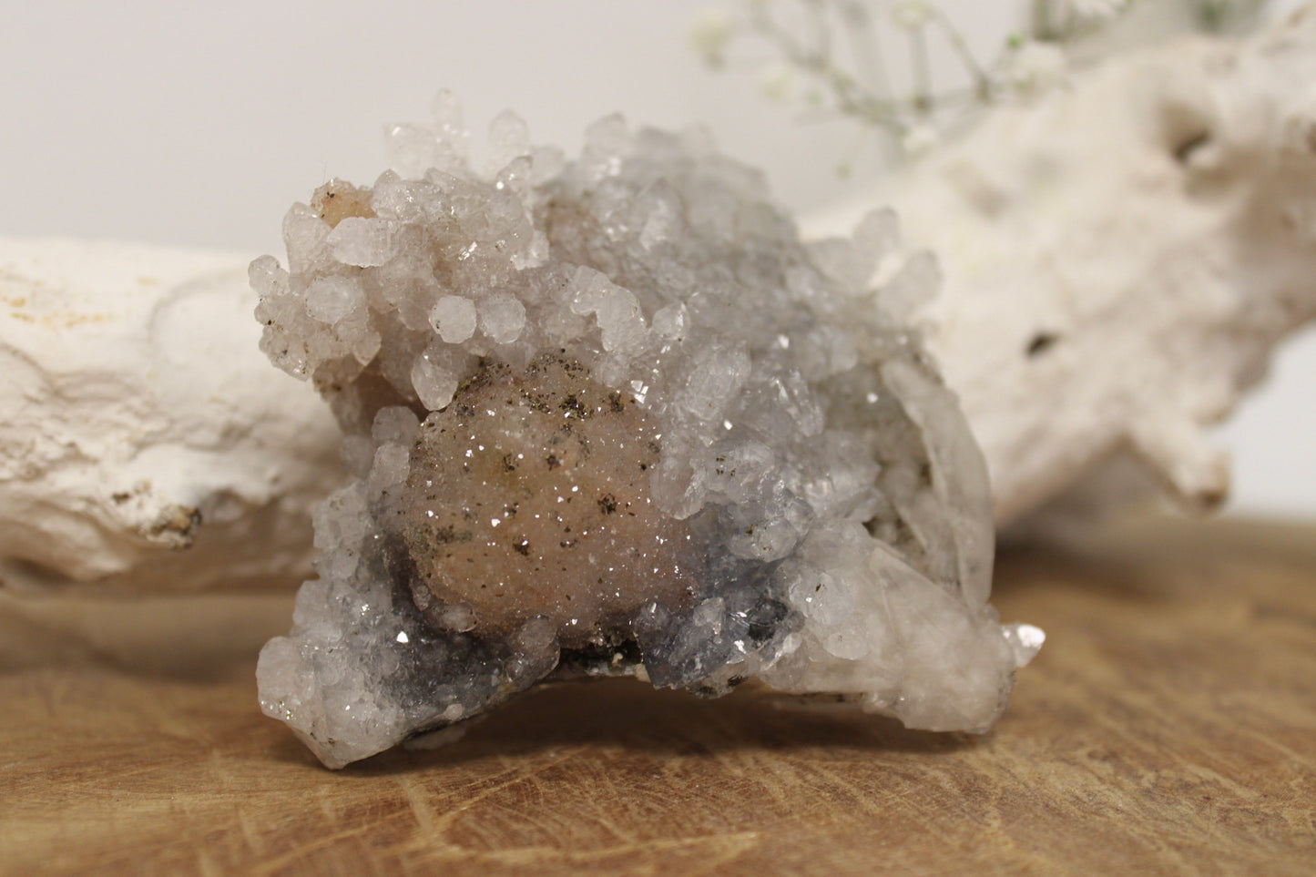 Flower amethyst cluster - Gemstone Dreams