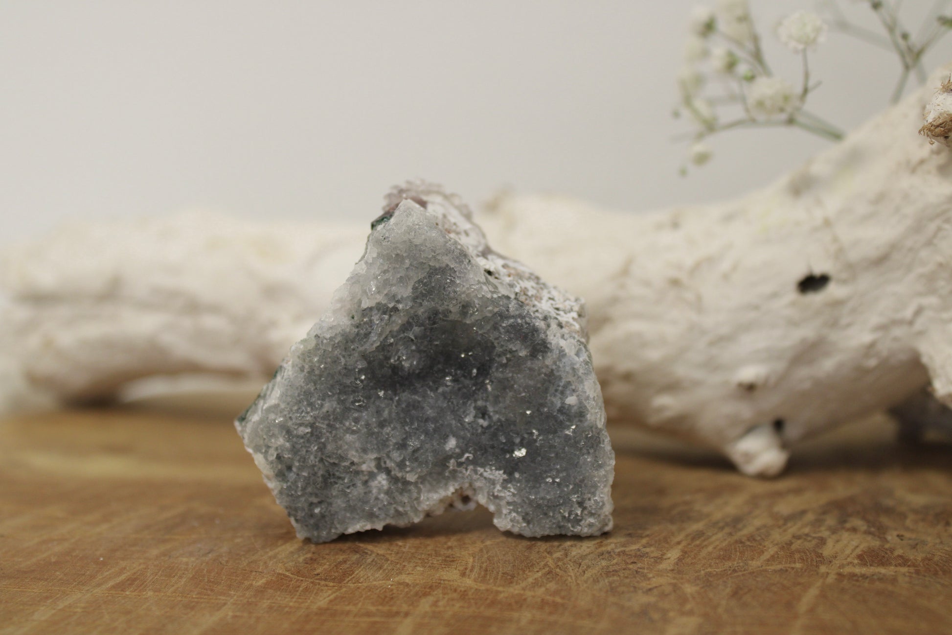 Flower amethyst cluster - Gemstone Dreams
