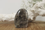 Regenboog amethist groen standvlak - Gemstone Dreams