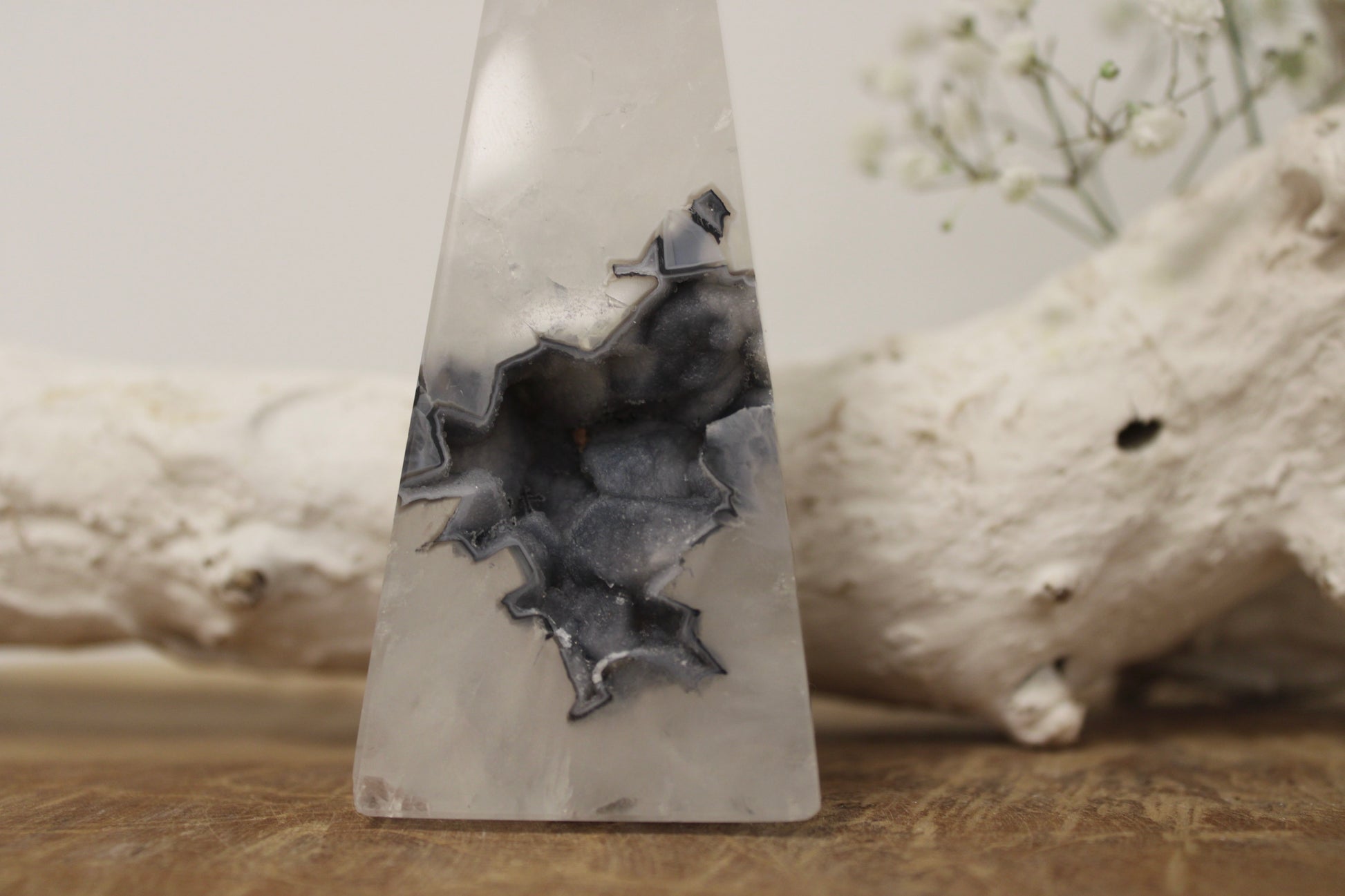 Agaat obelisk blauw - Gemstone Dreams