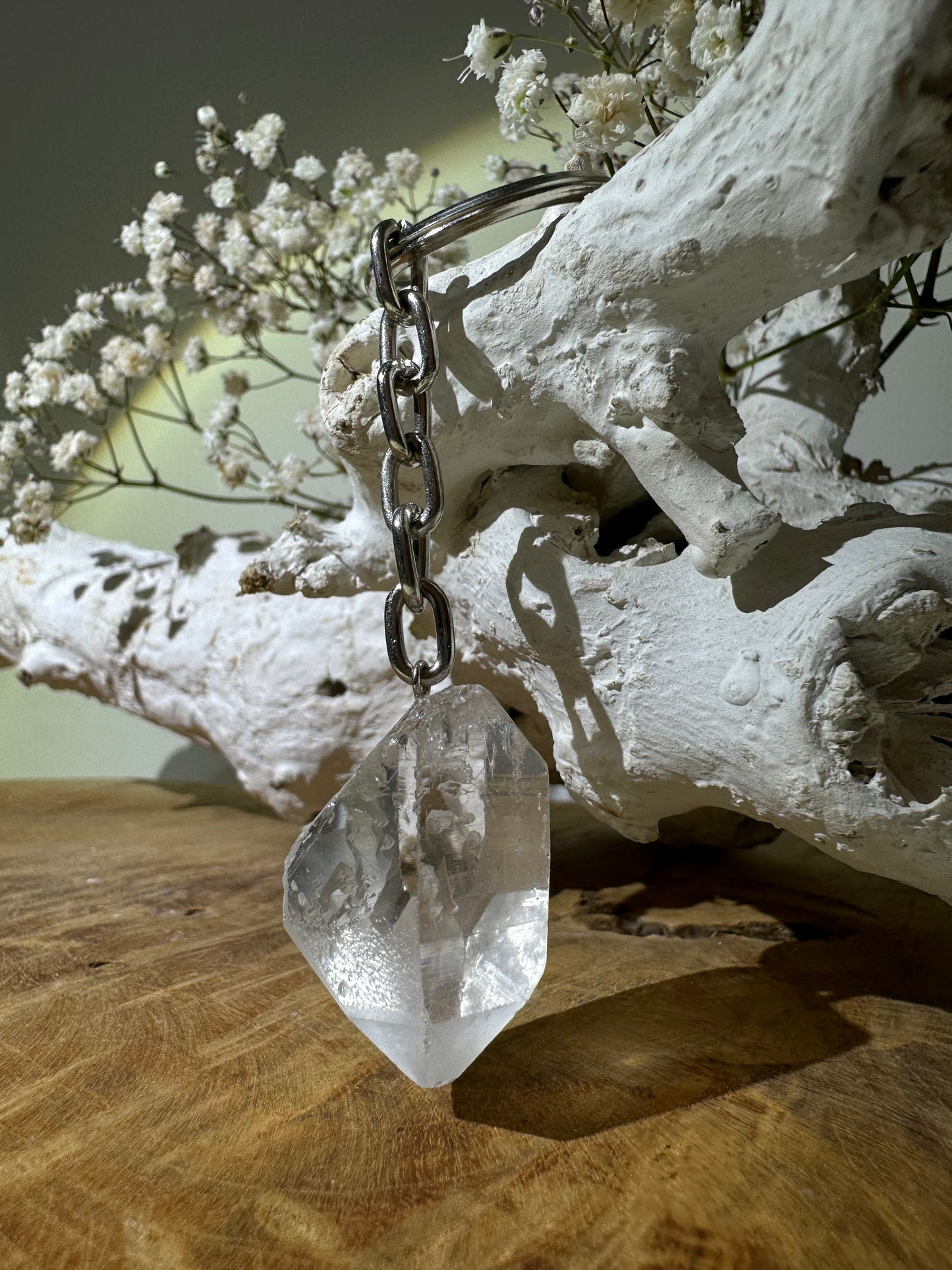 Bergkristal ruw sleutelhanger - Gemstone Dreams