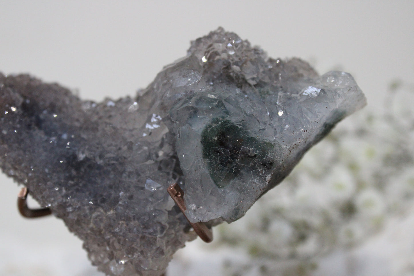 Amethist stalactiet op standaard - Gemstone Dreams
