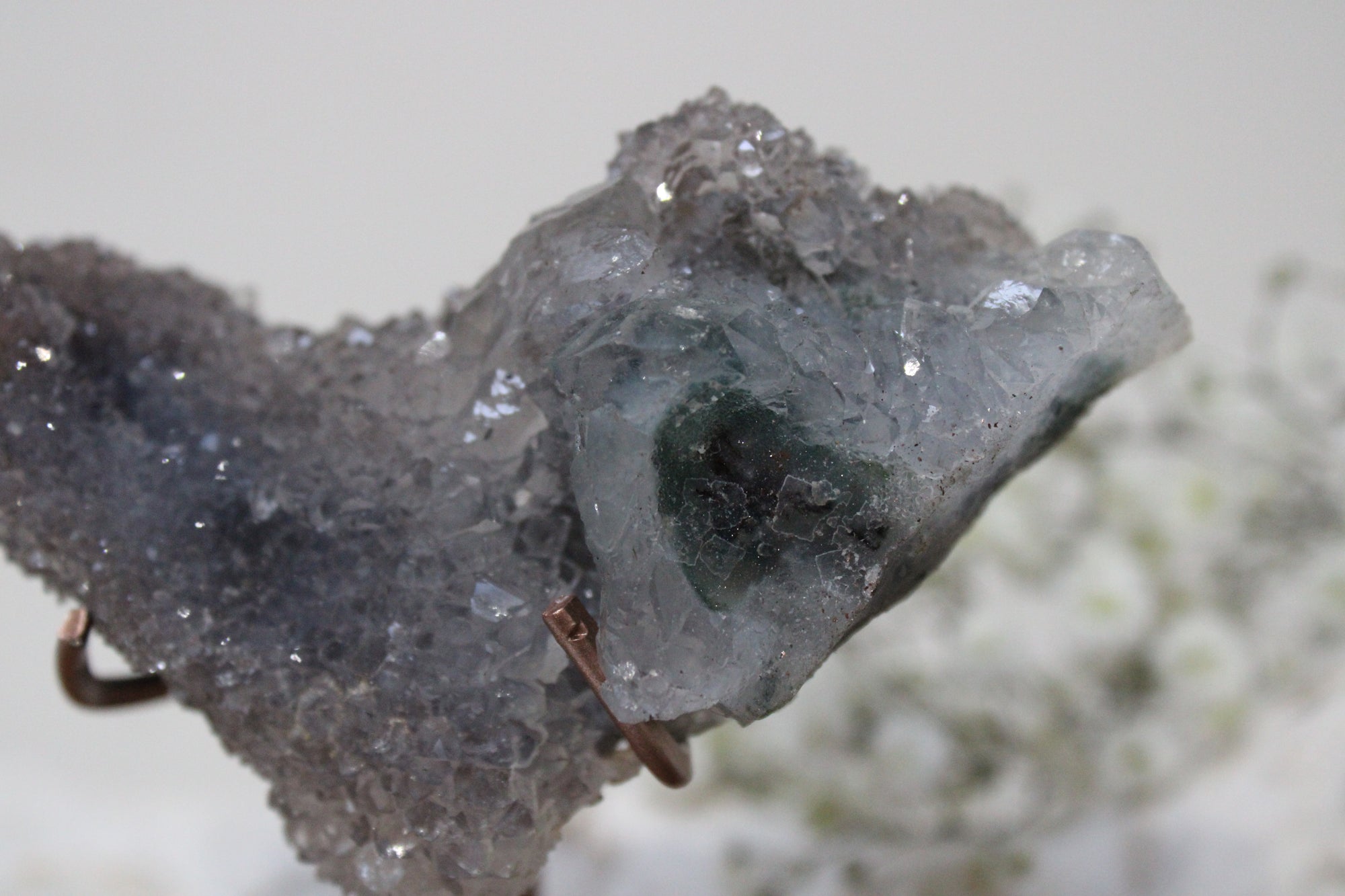Amethist stalactiet op standaard - Gemstone Dreams