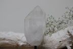 Bergkristal op standaard - Gemstone Dreams