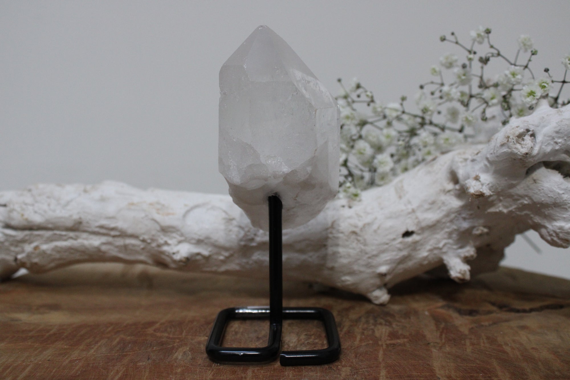Bergkristal op standaard - Gemstone Dreams