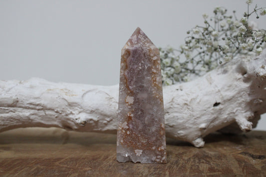 Roze amethist met bloemagaat toren - Gemstone Dreams