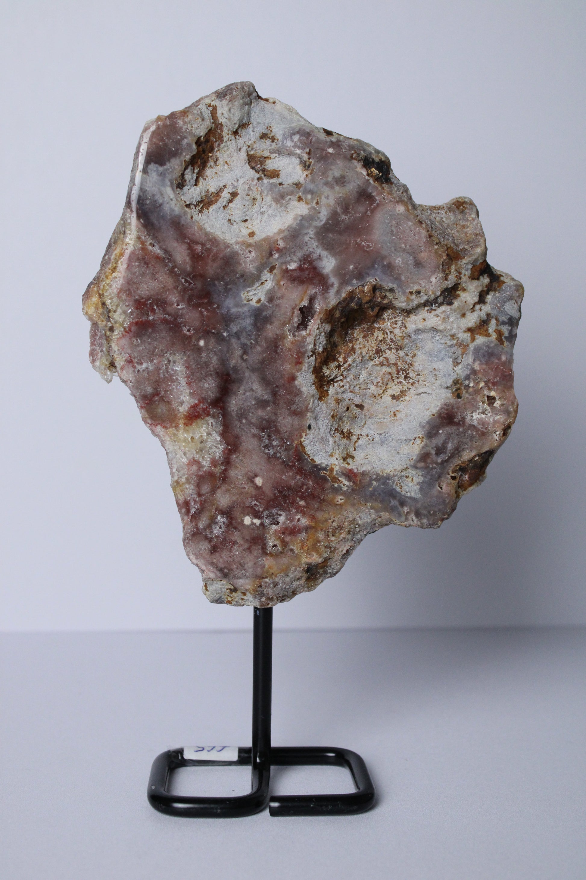 Roze amethist op standaard - Gemstone Dreams