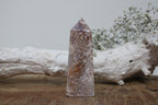 Roze amethist met bloemagaat toren - Gemstone Dreams