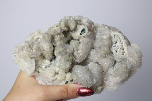 Flower amethyst cluster - Gemstone Dreams