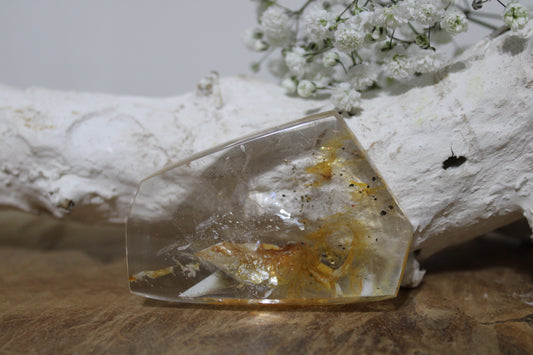 Bergkristal met golden healer freeform - Gemstone Dreams