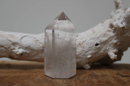 Bergkristal toren - Gemstone Dreams