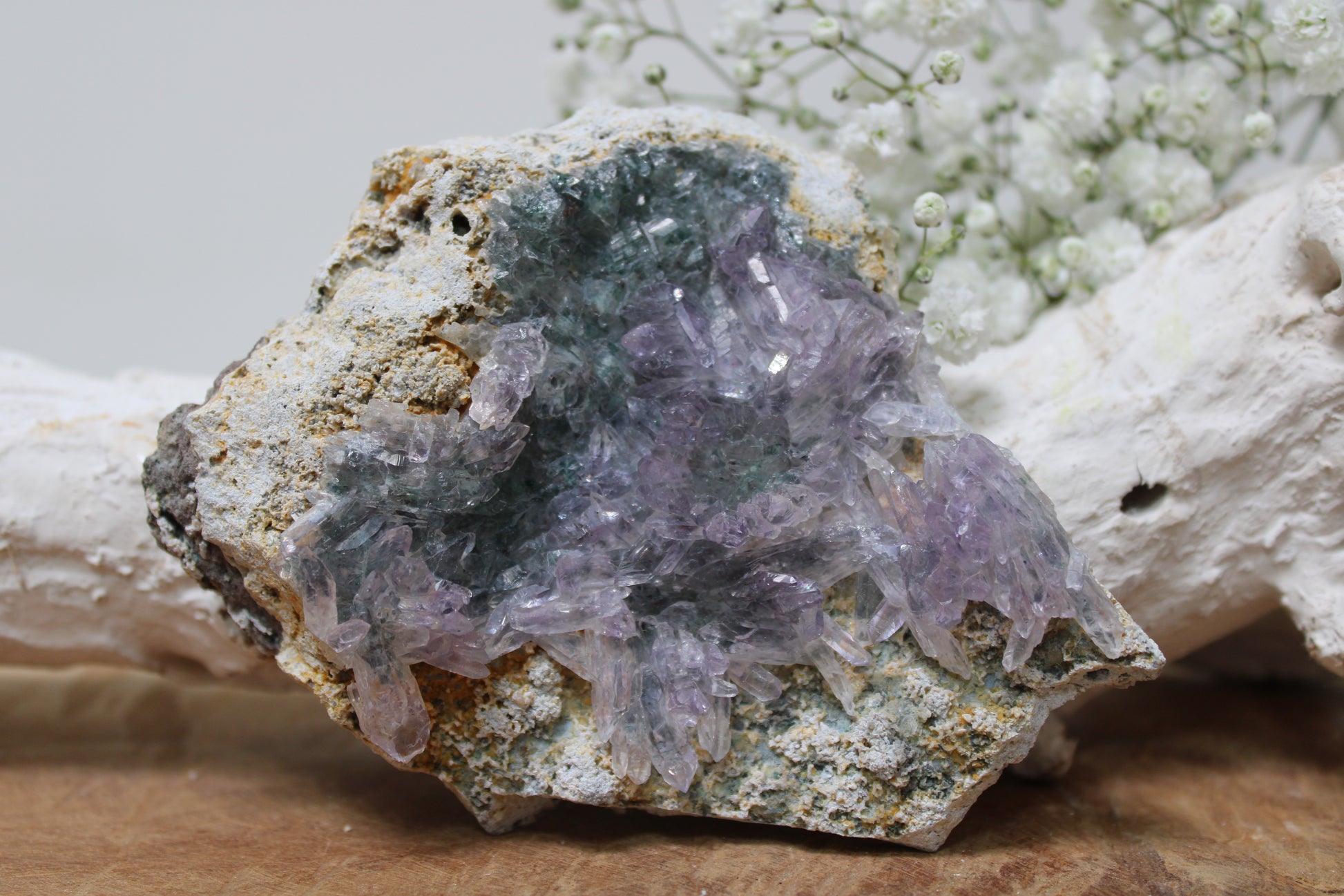 Flower amethyst cluster - Gemstone Dreams