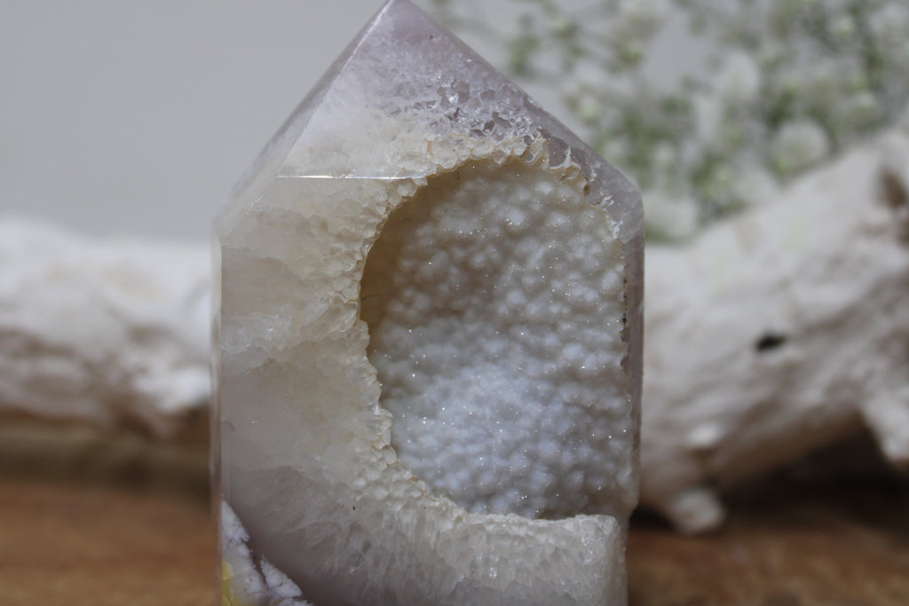 Agaat toren druzy - Gemstone Dreams