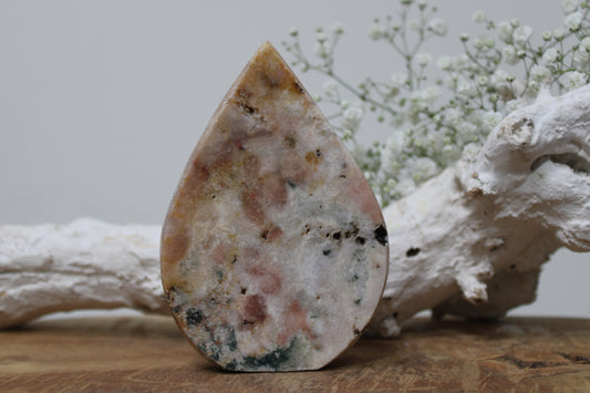 Roze amethist vlam - Gemstone Dreams