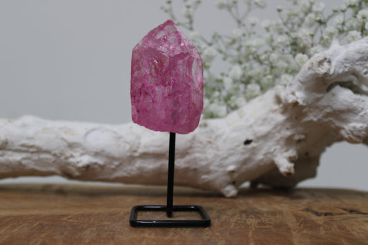 Pink (colored) crackle quartz