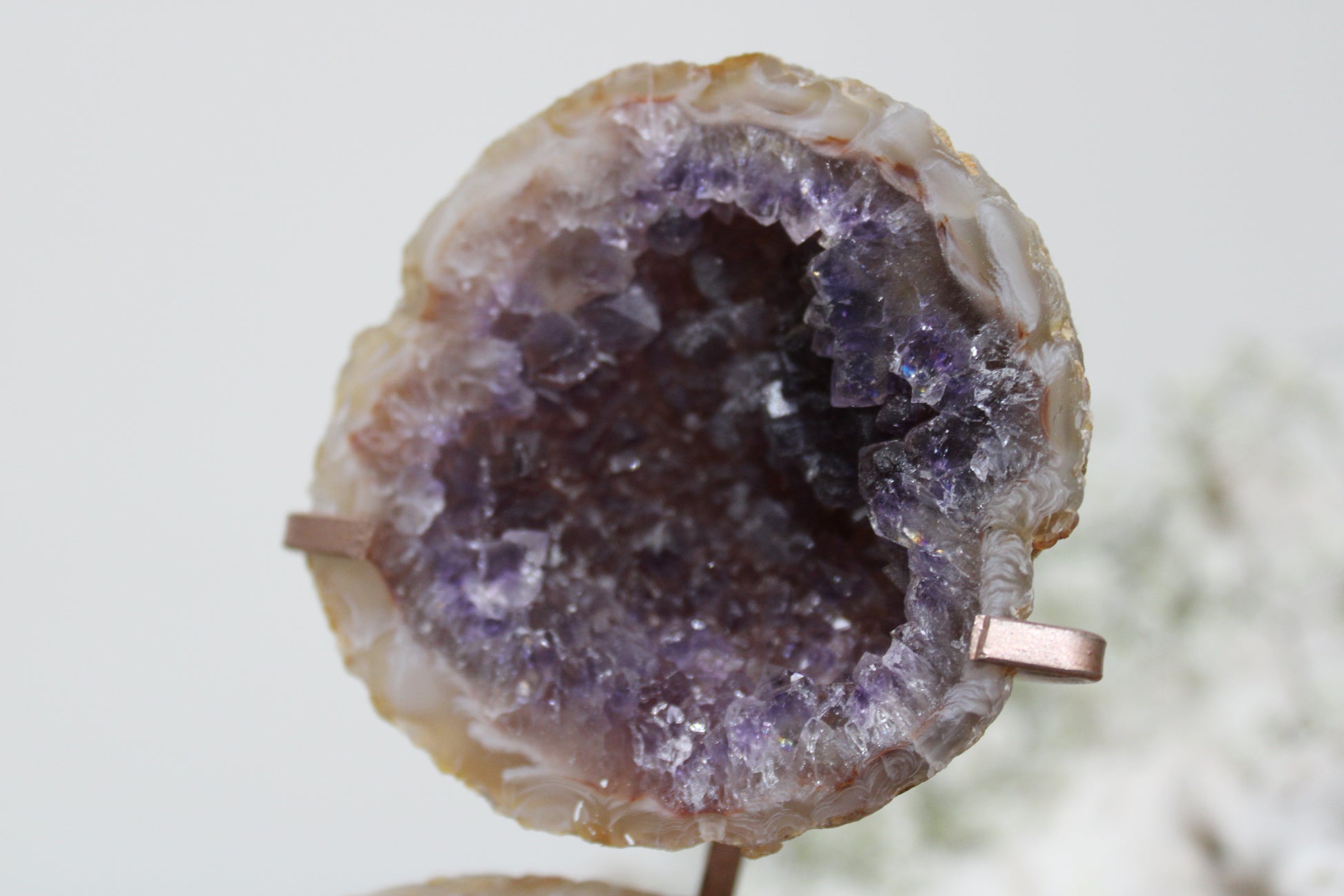 Agaatgeode met amethist juwelenkistje - Gemstone Dreams