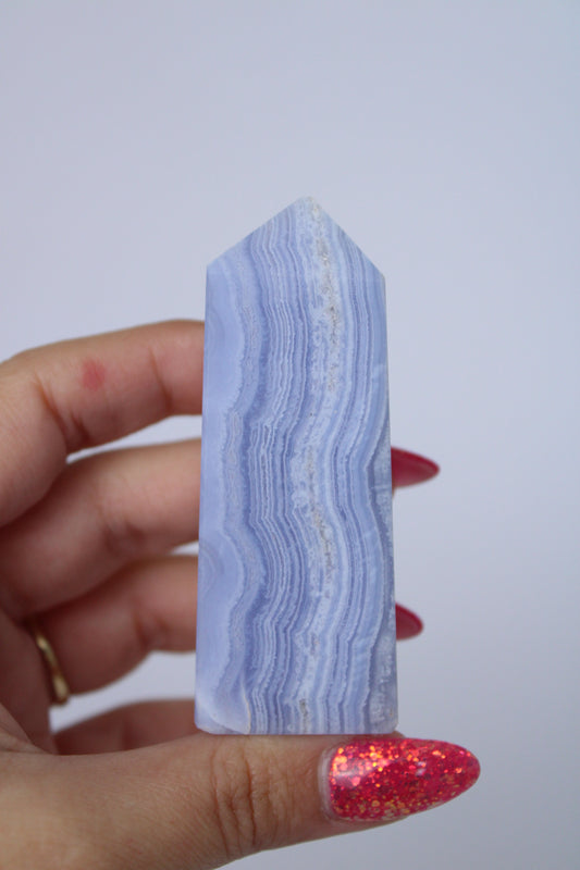 Blue lace agaat toren A+ kwaliteit - Gemstone Dreams