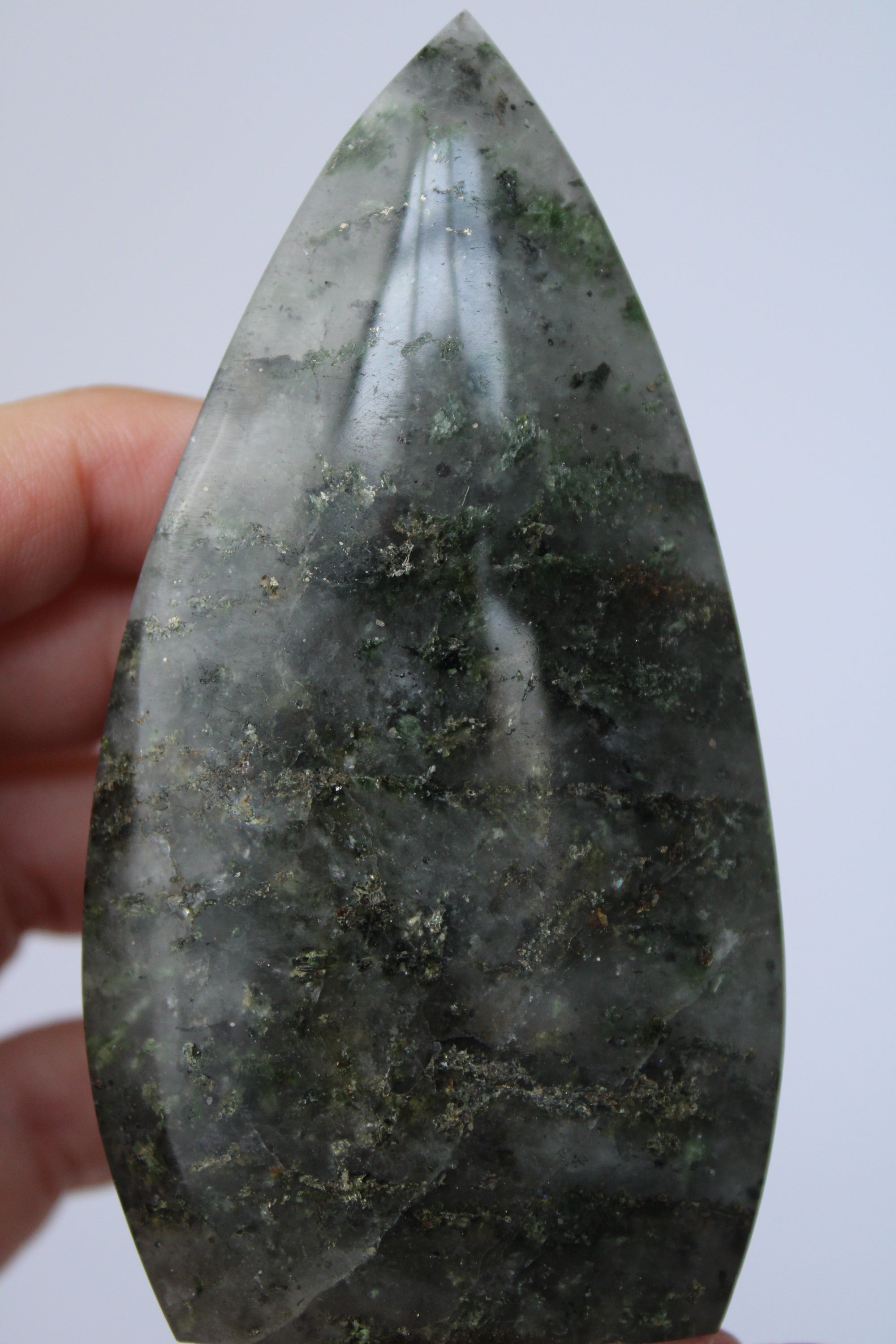 Groene epidoot in kwarts vlam - Gemstone Dreams