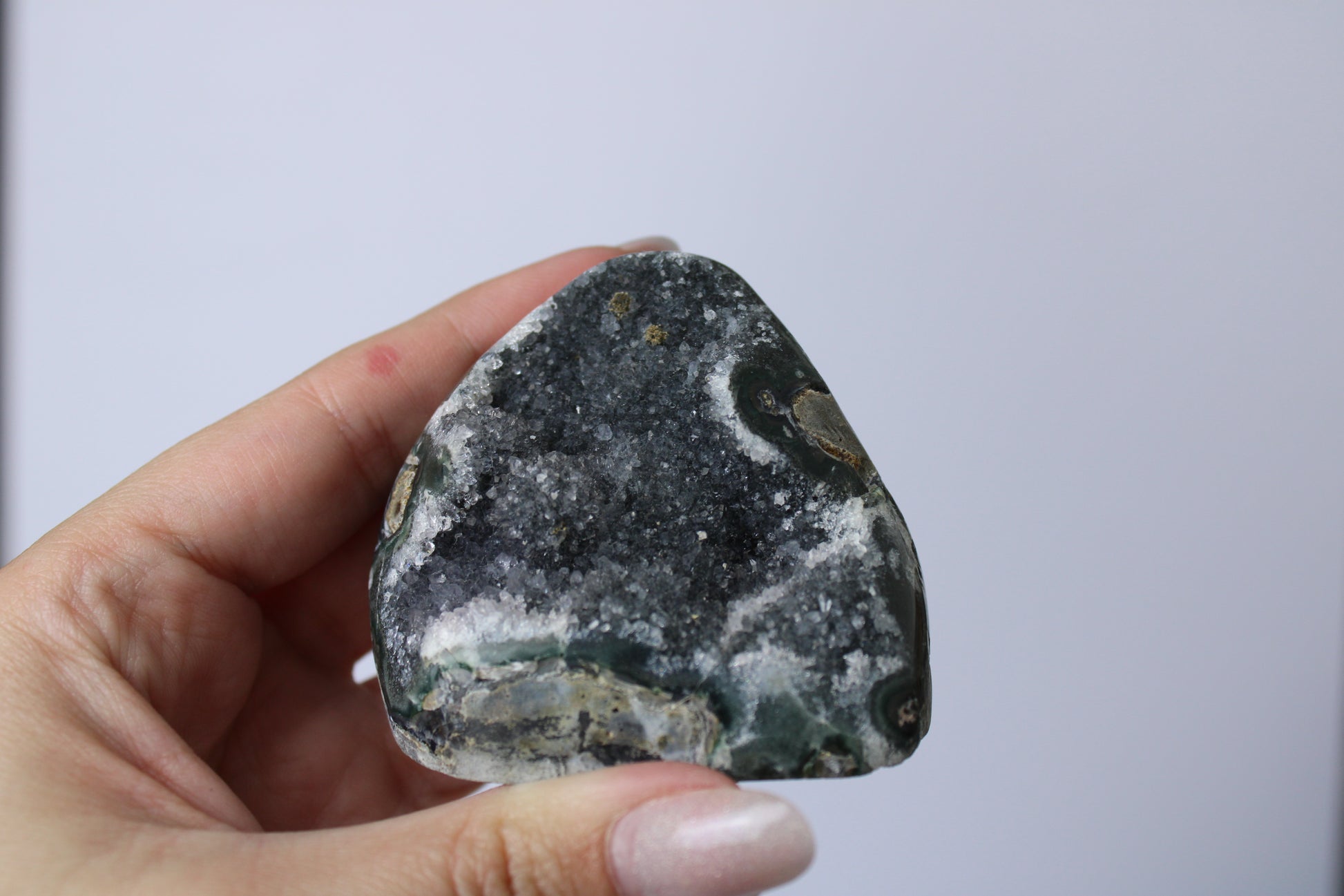 Groene amethist standvlak - Gemstone Dreams