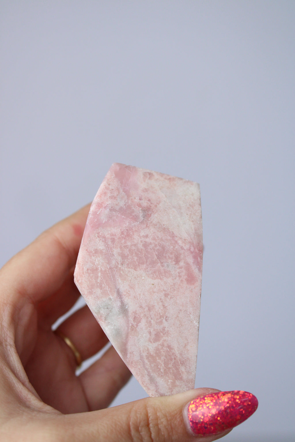 Roze opaal freeform - Gemstone Dreams
