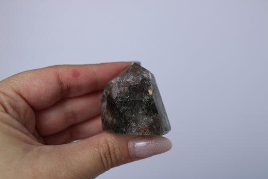 Garden quartz/lodoliet torentje - Gemstone Dreams