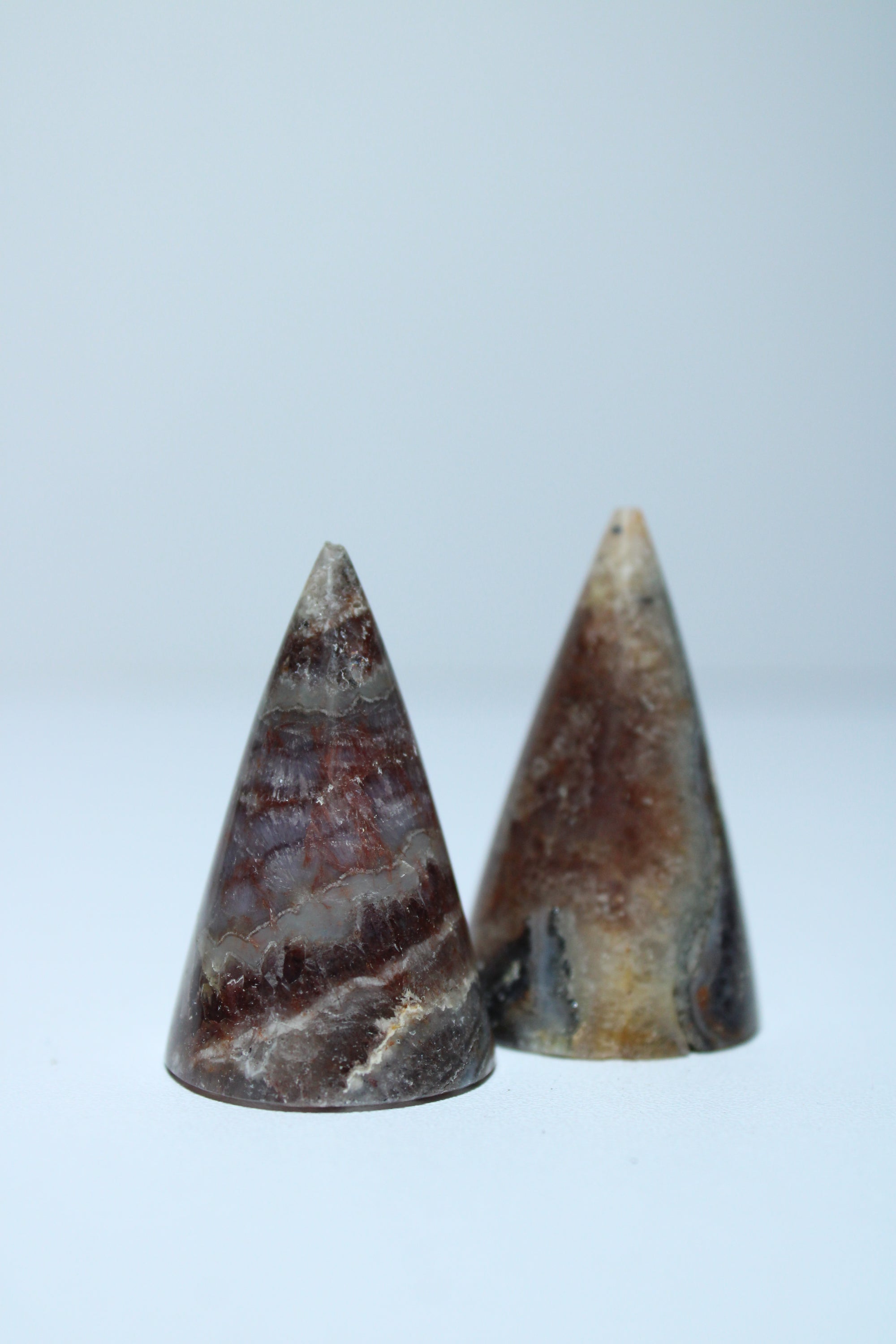 Ring holder chevron amethyst