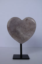 Roze amethist hart op standaard - Gemstone Dreams