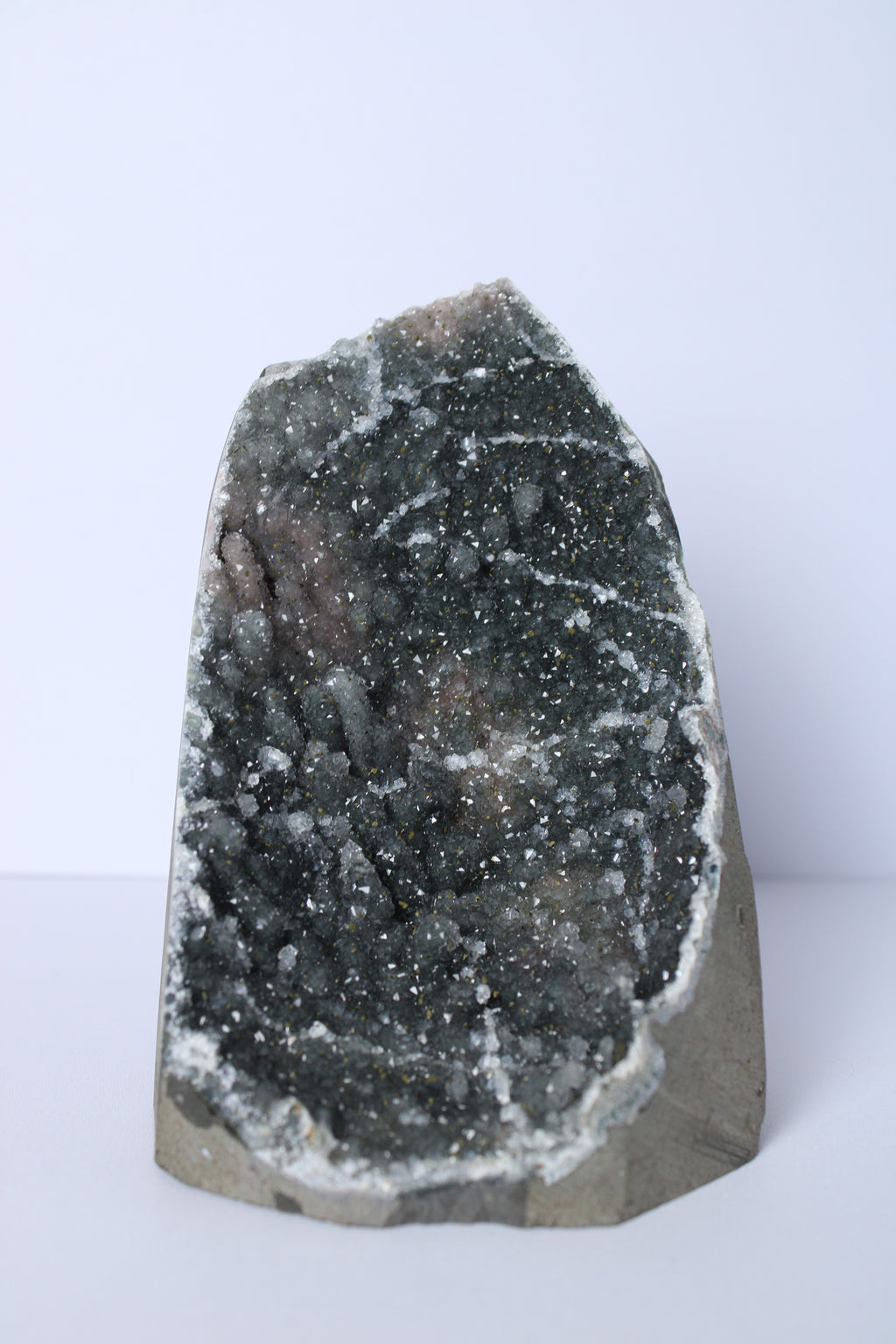 Groene/roze regenboog amethist standvlak XL - Gemstone Dreams