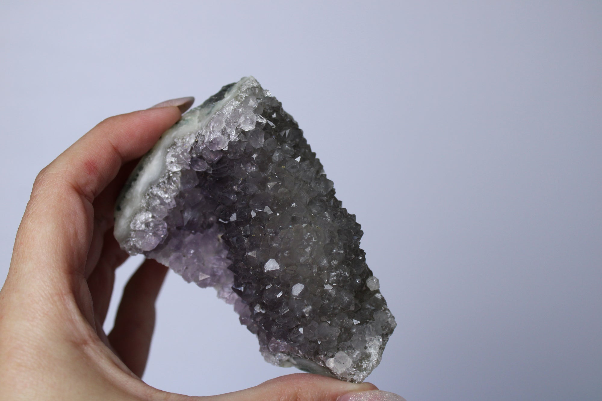 Amethist stalactiet cluster - Gemstone Dreams