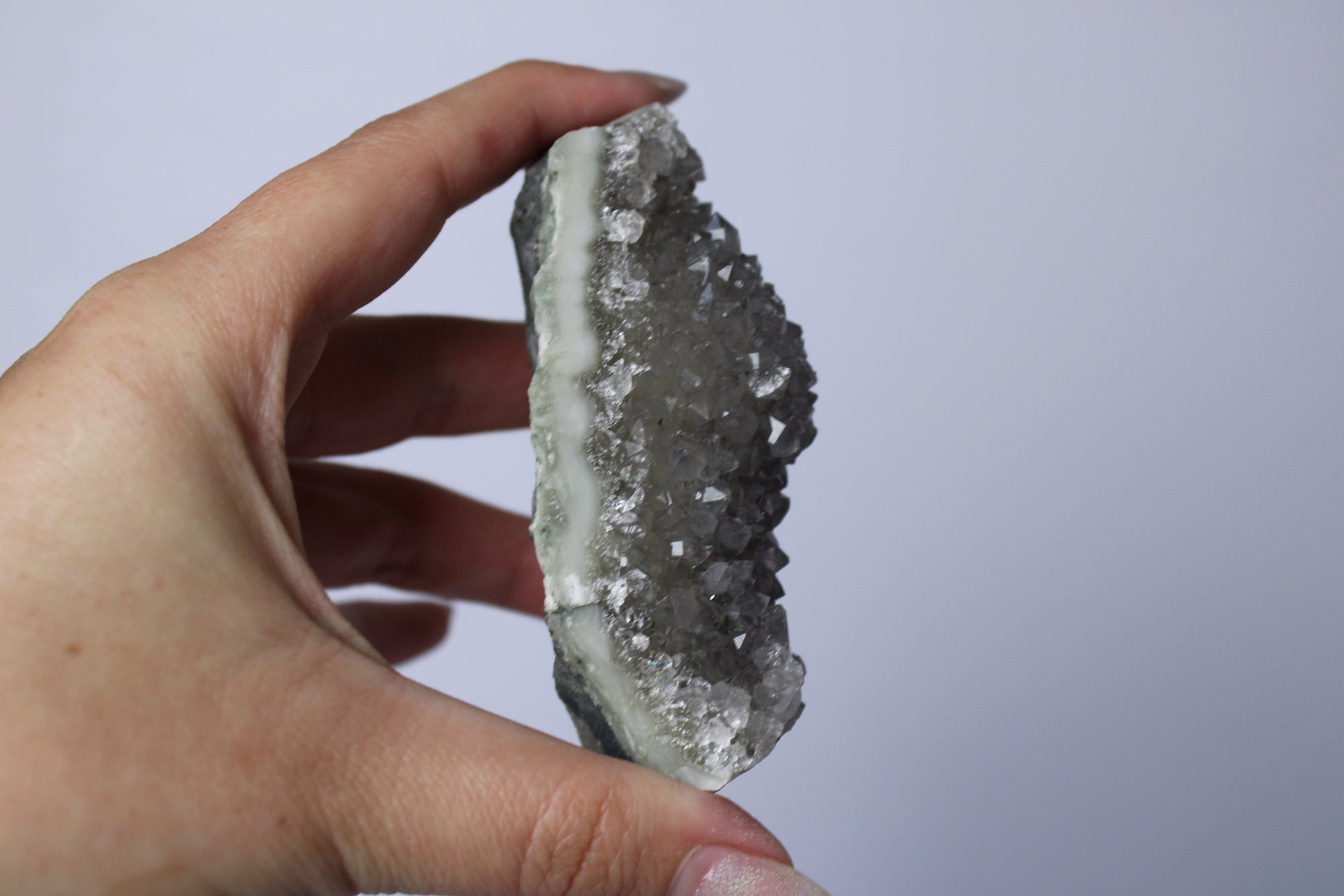 Amethist stalactiet cluster - Gemstone Dreams