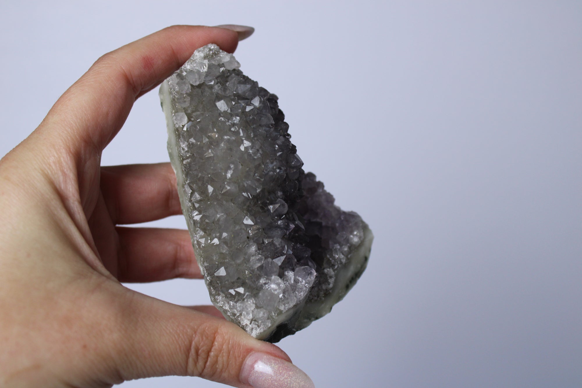 Amethist stalactiet cluster - Gemstone Dreams
