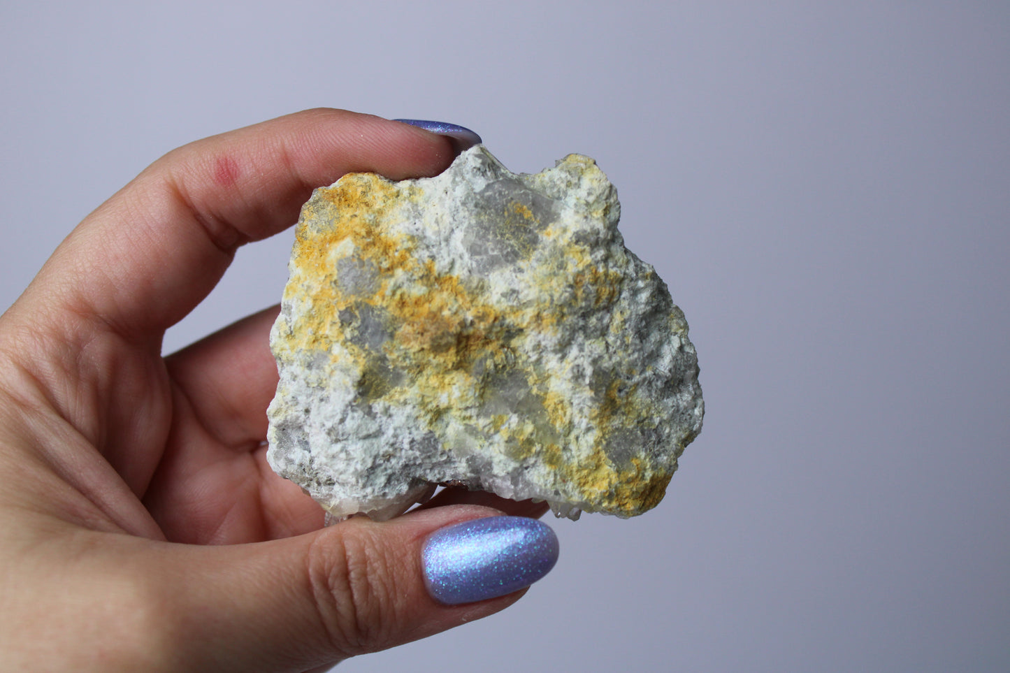 Pyriet met kwarts cluster 6 - Gemstone Dreams