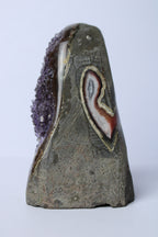 Regenboog amethist standvlak - Gemstone Dreams