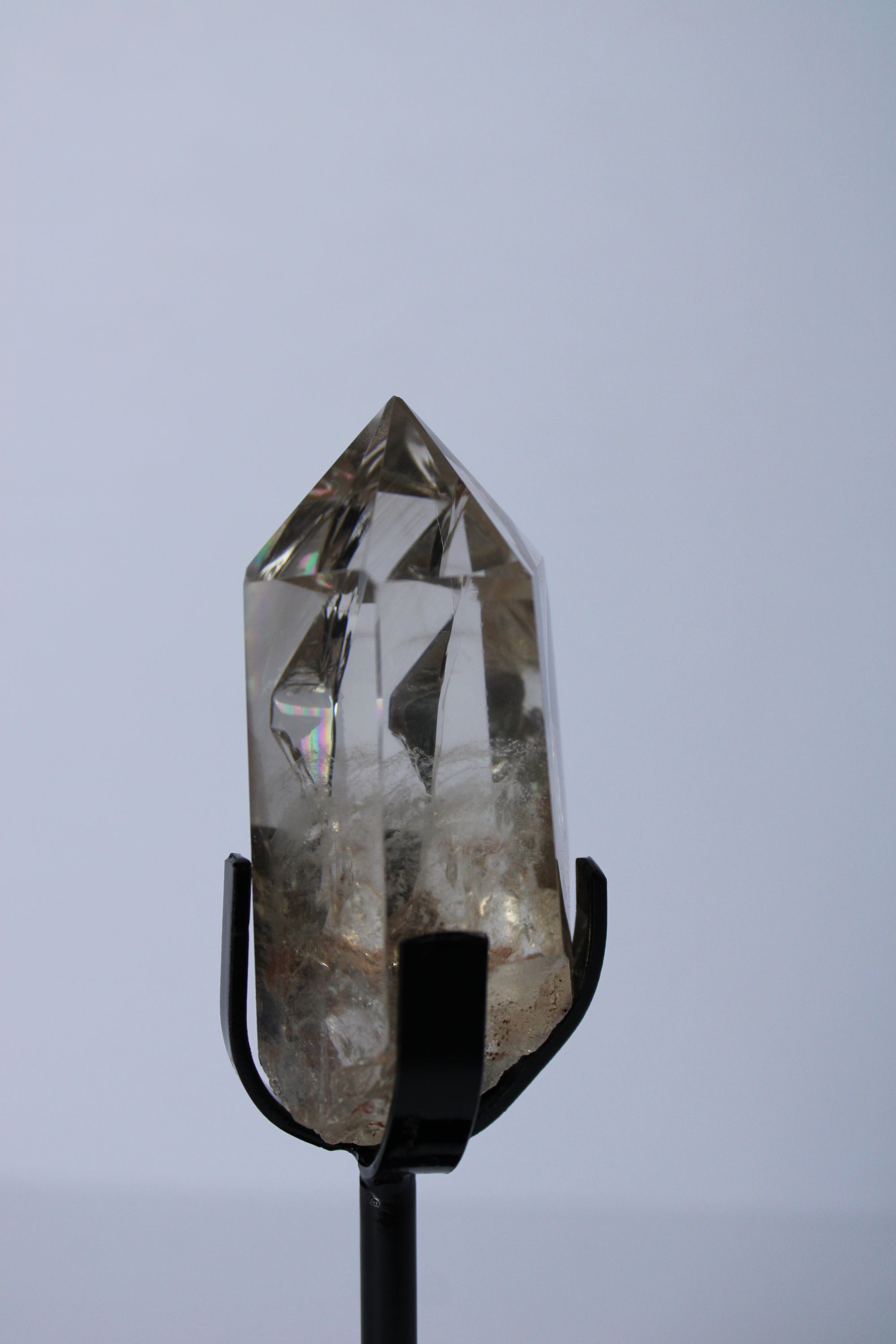 Rookkwarts punt op standaard - Gemstone Dreams