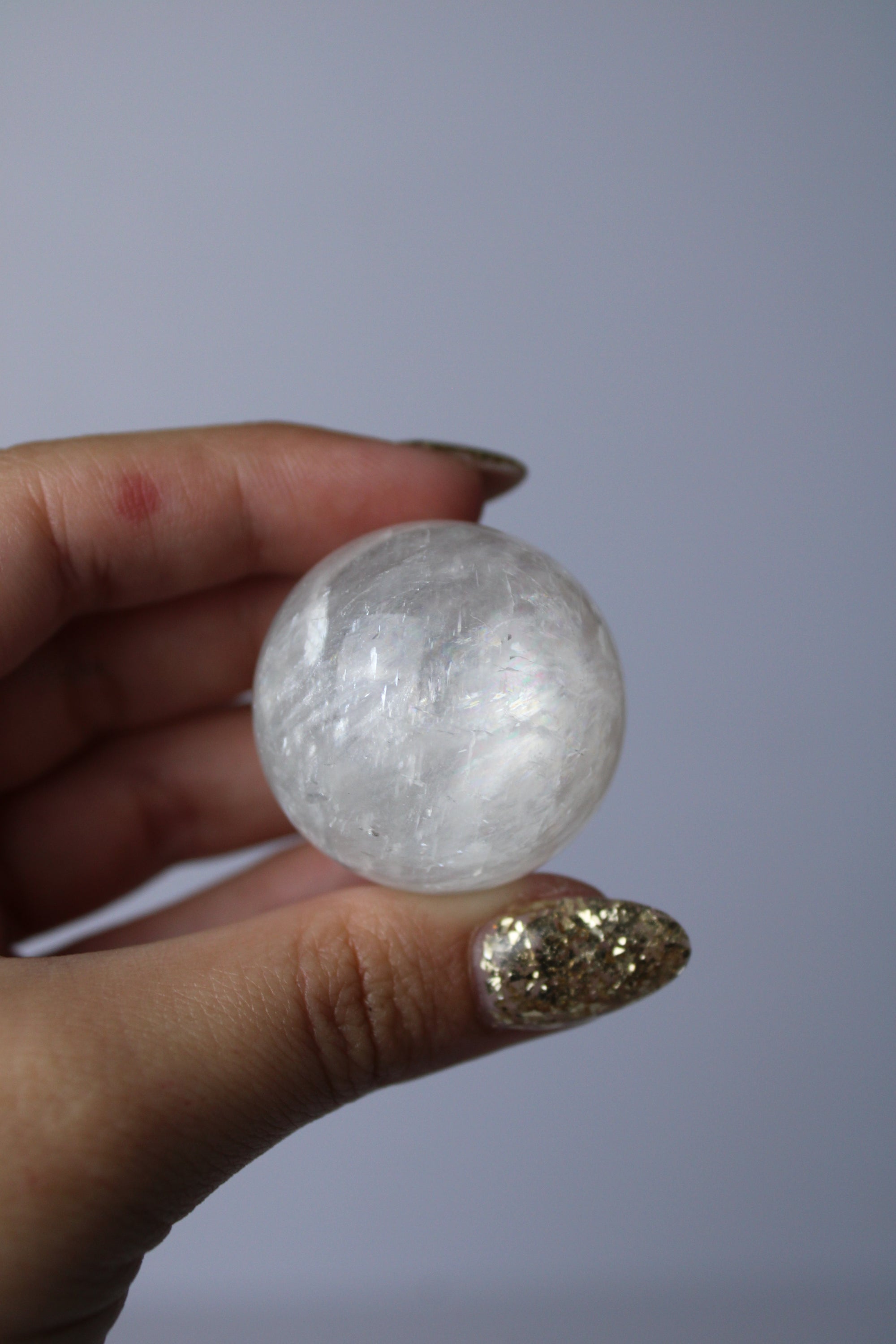 Optische calciet bolletje 1 - Gemstone Dreams