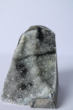 Regenboog amethist cutbase - Gemstone Dreams