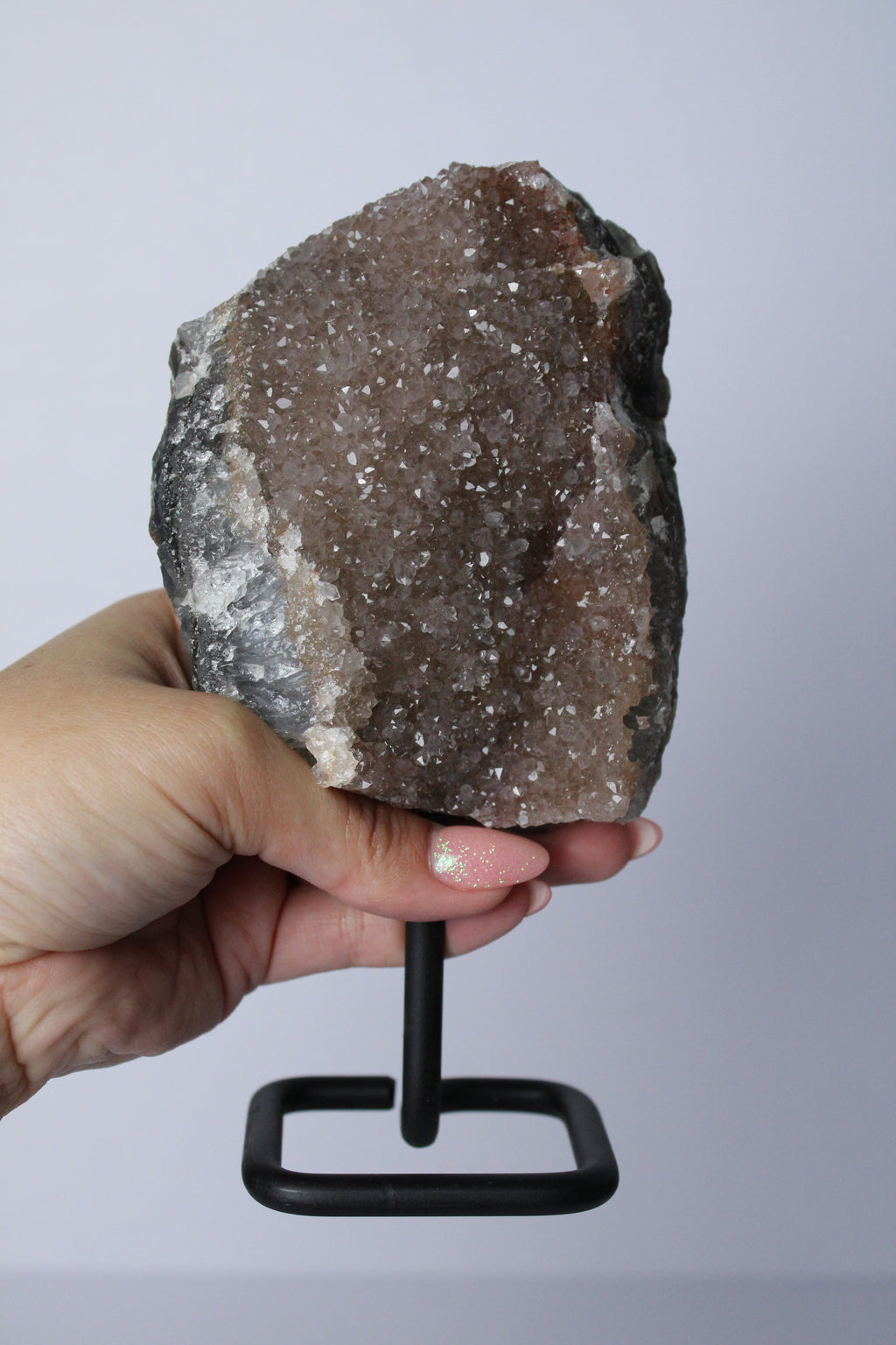 Regenboog amethist op standaard - Gemstone Dreams