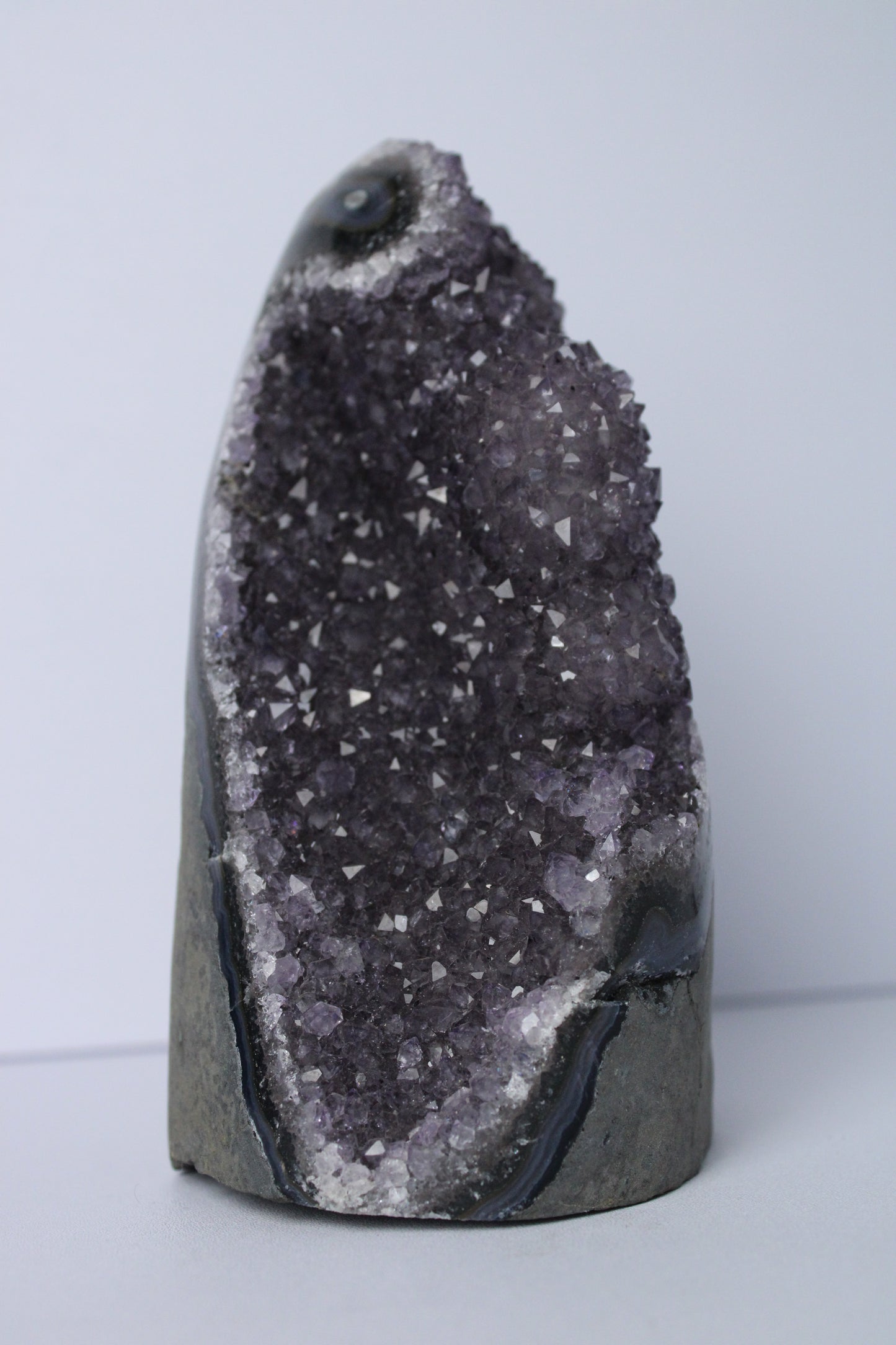 XL amethist stalactiet standvlak - Gemstone Dreams