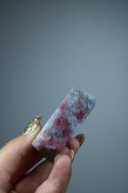 Lepidoliet met roze toermalijn freeform