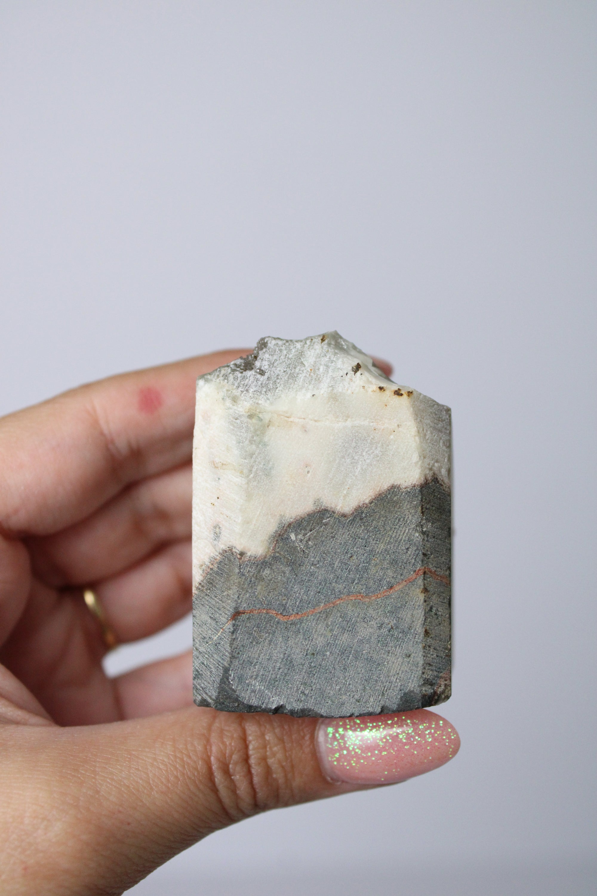 Regenboog amethist groen/rood standvlak - Gemstone Dreams