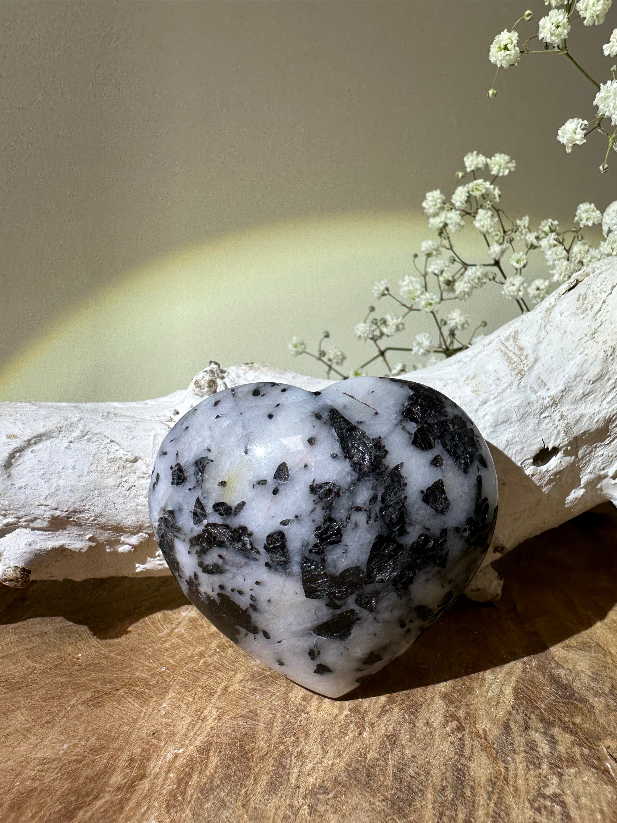 Toermalijnkwarts hart - Gemstone Dreams
